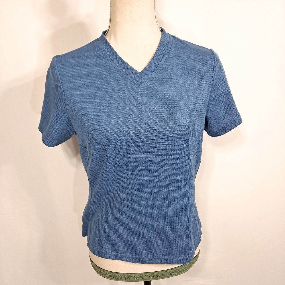 Royal Robbins Blue V-Neck Short Sleeve Shirt